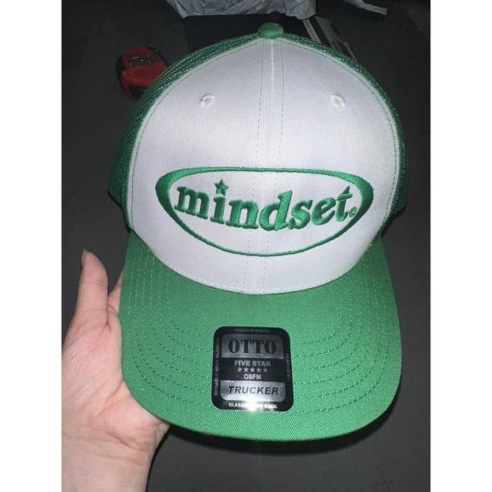 NEW Otto MINDSET trucker‎ hat green NWT A2-3